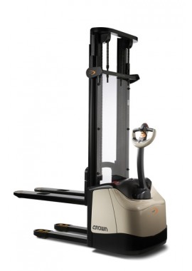 Электроштабелер серии WF 3000